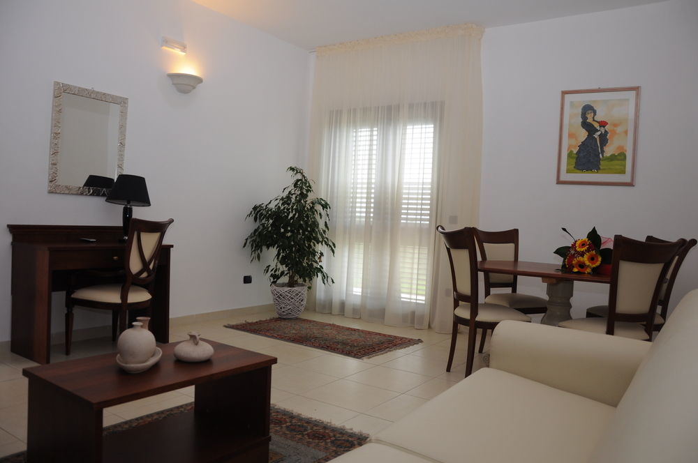 Agri Hotel Conte Salentino Sant Isidoro  Kültér fotó