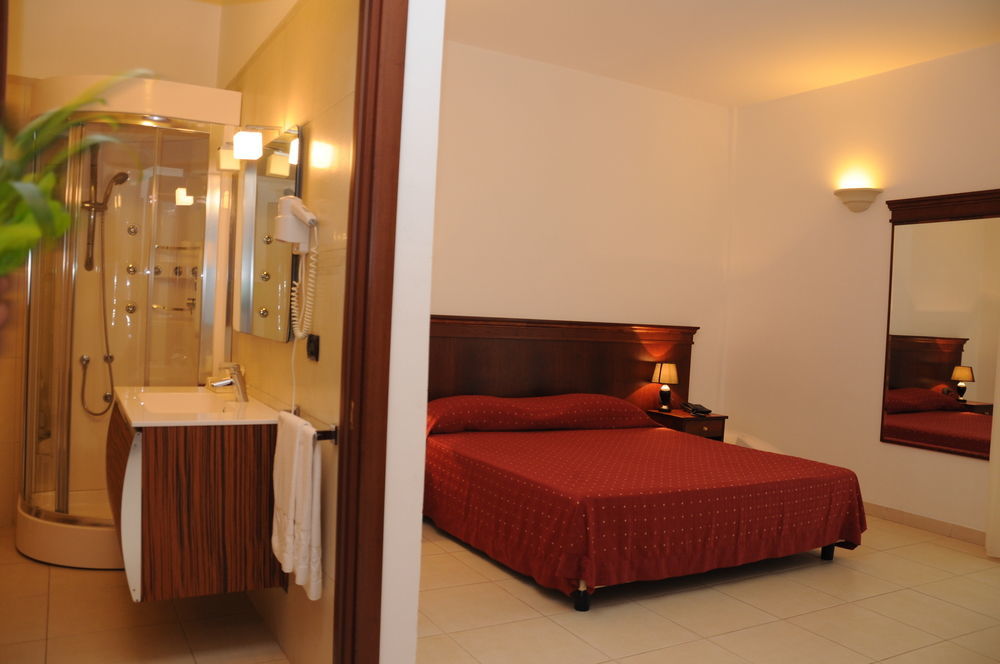 Agri Hotel Conte Salentino Sant Isidoro  Kültér fotó
